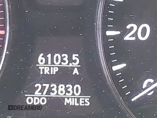 2008 Lexus LS 460 с VIN JTHBL46F785055299, выставлен на аукционе IAAI как лот 42678981 с пробегом 273 830 миль миль и . История ставок и продаж доступна на DreamBid. Изображение 15.