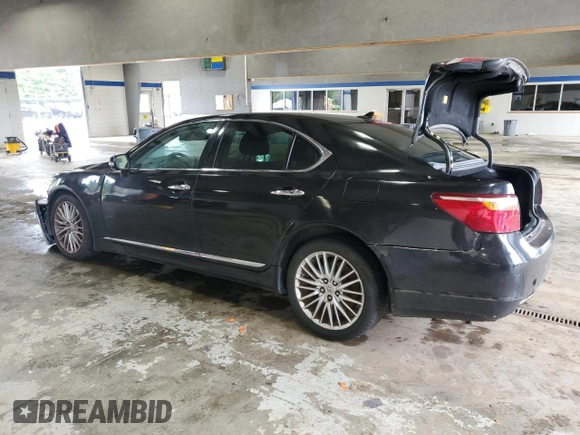 2011 Lexus LS 460 z VIN JTHBL5EF8B5103973, wystawiony jako Copart lot #56885645 z przebiegiem 191 841 mil mil oraz Szkody całkowita. Historia ofert i sprzedaży dostępna na DreamBid. Obrazek 2.