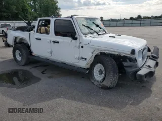 2020 Jeep Gladiator Sport S with VIN 1C6HJTAG5LL109304, listed as a Copart auction lot 55290145 with 83,771 mi miles and Salvage title. Bid and sale history available at DreamBid. Image 4.