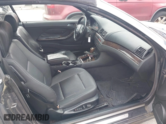2003 BMW 3 Series 325Ci with VIN WBABS33483PG92670, listed as a IAAI auction lot 42090721 with 182,903 mi miles and . Bid and sale history available at DreamBid. Image 5.