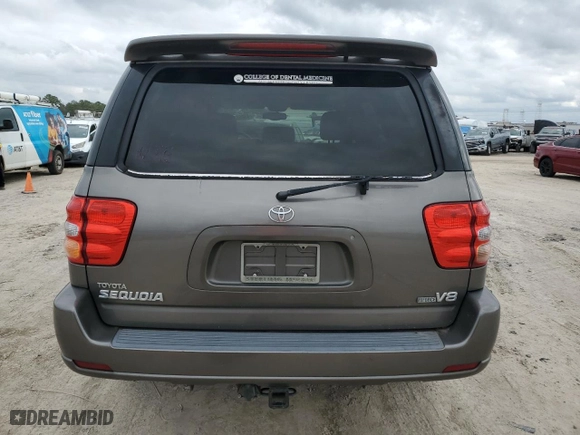 2004 Toyota Sequoia Limited with VIN 5TDZT38A34S227196, listed as a Copart auction lot 43868865 with 174,881 mi miles and Clean Title. Bid and sale history available at carsss.com. Image 6.