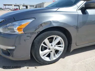 2014 Nissan Altima 2.5 SV with VIN 1N4AL3AP7EC425946, listed as a IAAI auction lot 41712045 with 227,734 mi miles. Bid and sale history available at carsss.com. Image 6.
