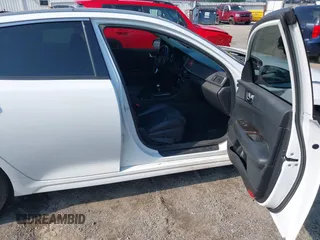 2016 Kia Optima EX with VIN 5XXGU4L38GG091950, listed as a IAAI auction lot 42440645 with 65,356 mi miles and . Bid and sale history available at DreamBid. Image 5.
