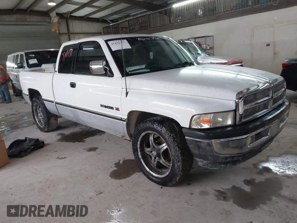 1997 Dodge 1500 with VIN 3B7HC13Y2VG830399, listed as a IAAI auction lot 41450377 with 194,665 mi miles and . Bid and sale history available at DreamBid. Image 1.