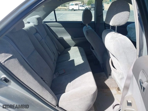 2004 Toyota Camry LE with VIN 4T1BE32K24U317203, listed as a IAAI auction lot 41681136 with NaN miles. Bid and sale history available at carsss.com. Image 8.