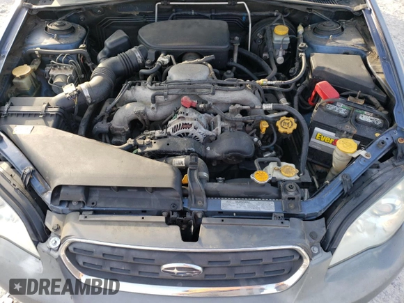 2006 Subaru Legacy Outback z VIN 4S4BP61C467321387, wystawiony jako Copart lot #51624005 z przebiegiem 217 892 mil mil oraz Czysty tytuł • Clean title. Historia ofert i sprzedaży dostępna na DreamBid. Obrazek 13.