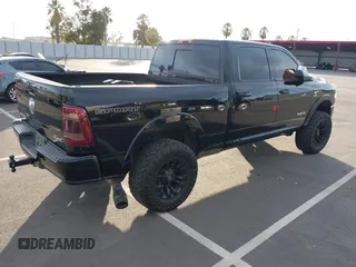 2019 Ram 2500 Laramie with VIN 3C6UR5FL8KG635673, listed as a IAAI auction lot 40607634 with 1 mi miles. Bid and sale history available at carsss.com. Image 4.