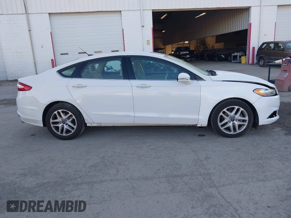 2016 Ford Fusion SE with VIN 3FA6P0H71GR243369, listed as a IAAI auction lot 41586316 with 161,009 mi miles. Bid and sale history available at carsss.com. Image 13.