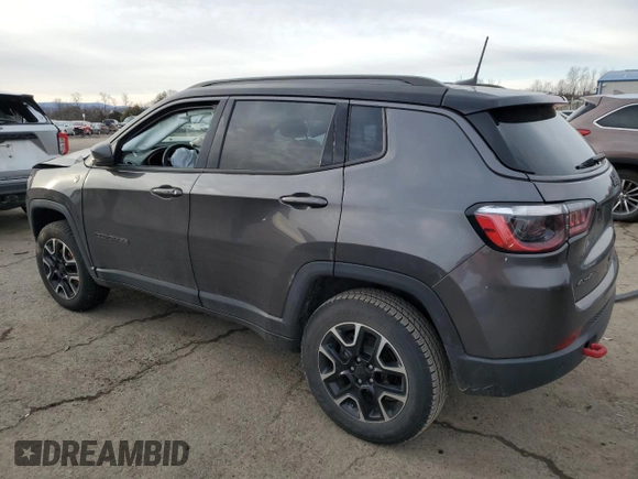 2021 Jeep Compass Trailhawk with VIN 3C4NJDDB1MT523820, listed as a Copart auction lot 45892595 with 81,406 mi miles and Salvage title. Bid and sale history available at DreamBid. Image 2.