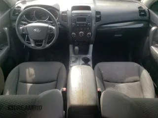2011 Kia Sorento LX with VIN 5XYKTCA1XBG088268, listed as a Copart auction lot 54134615 with 176,251 mi miles and Clean Title. Bid and sale history available at carsss.com. Image 8.