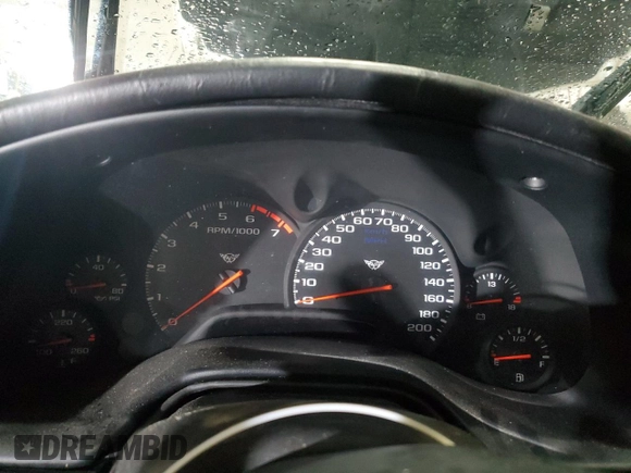 2002 Chevrolet Corvette with VIN 1G1YY22G325125574, listed as a Copart auction lot 87064914 with 0 mi miles and Salvage Title. Bid and sale history available at carsss.com. Image 9.
