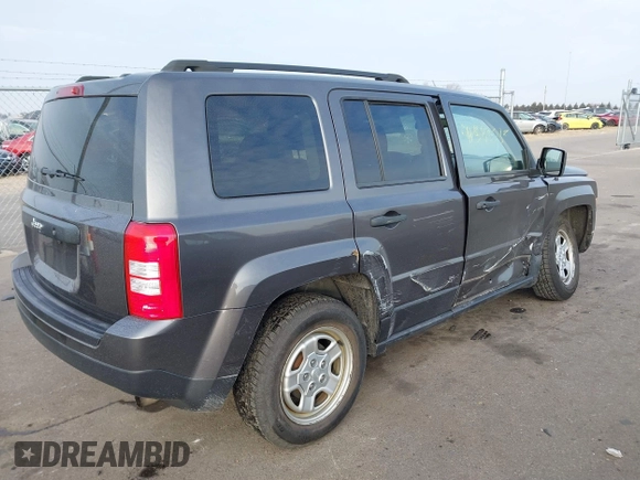 2017 Jeep Patriot Sport SE with VIN 1C4NJPBA3HD166261, listed as a IAAI auction lot 41285535 with 99,600 mi miles and . Bid and sale history available at DreamBid. Image 4.