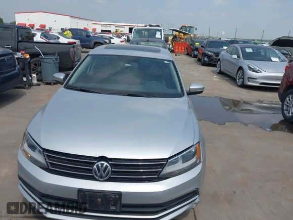 2016 Volkswagen Jetta Sedan 1.4T SE with VIN 3VWD67AJXGM319278, listed as a IAAI auction lot 41954099 with 92,614 mi miles. Bid and sale history available at carsss.com. Image 12.