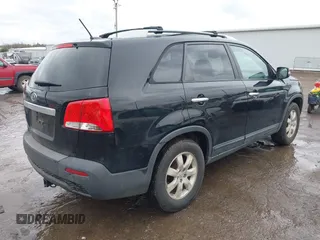 2012 Kia Sorento LX with VIN 5XYKT4A21CG188680, listed as a IAAI auction lot 41936782 with 228,817 mi miles. Bid and sale history available at carsss.com. Image 4.