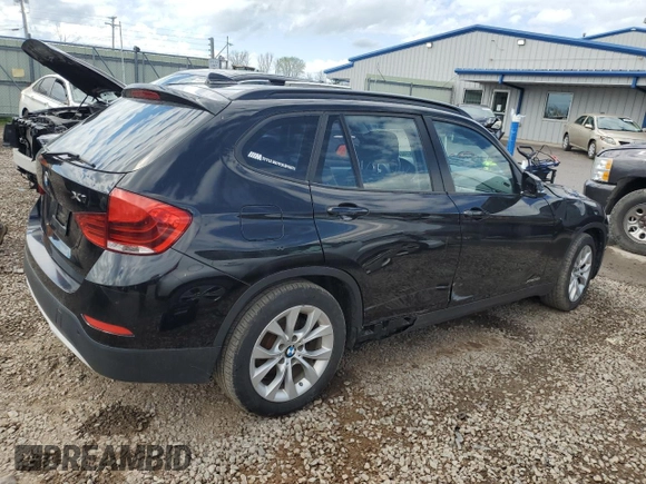 2013 BMW X1 xDrive28i z VIN WBAVL1C58DVR82070, wystawiony jako Copart lot #55740795 z przebiegiem 136 394 mil mil oraz Nie do naprawy • Non repairable. Historia ofert i sprzedaży dostępna na DreamBid. Obrazek 3.
