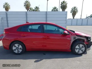 2019 Hyundai Ioniq Hybrid Blue with VIN KMHC65LC5KU170876, listed as a IAAI auction lot 41763638 with 128,604 mi miles. Bid and sale history available at carsss.com. Image 14.