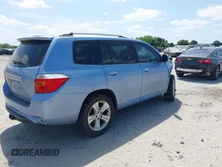2008 Toyota Highlander Limited z VIN JTEDS42A382014446, wystawiony jako IAAI lot #42119414 z przebiegiem 252 979 mil mil oraz . Historia ofert i sprzedaży dostępna na DreamBid. Obrazek 4.