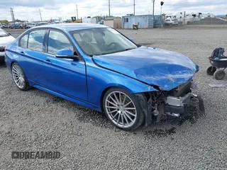 2013 BMW 3 Series 335i xDrive z VIN WBA3B9C58DF587907, wystawiony jako IAAI lot #42047184 z przebiegiem 114 690 mil mil oraz . Historia ofert i sprzedaży dostępna na DreamBid. Obrazek 1.