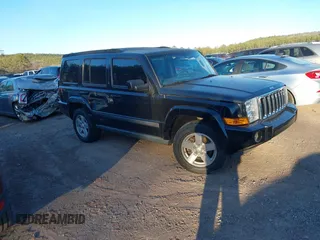 2008 Jeep Commander Sport with VIN 1J8HG48K88C189057, listed as a IAAI auction lot 41237044 with 138,896 mi miles. Bid and sale history available at carsss.com. Image 1.