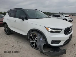 2022 Volvo XC40 R-Design z VIN YV4AC2HM9N2657130, wystawiony jako Copart lot #47513503 z przebiegiem 11 558 mil mil oraz . Historia ofert i sprzedaży dostępna na DreamBid. Obrazek 4.