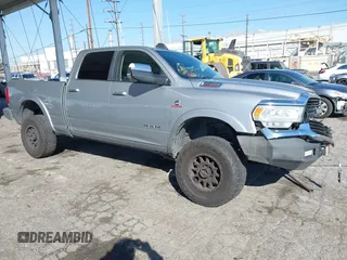 2019 Ram 2500 Laramie with VIN 3C6UR5FL5KG654343, listed as a IAAI auction lot 41645246 with 146,486 mi miles. Bid and sale history available at carsss.com. Image 1.