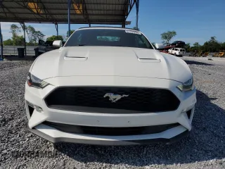 2019 Ford Mustang EcoBoost z VIN 1FATP8UH4K5159932, wystawiony jako Copart lot #61197205 z przebiegiem 72 249 mil mil oraz Szkoda całkowita • Salvage title. Historia ofert i sprzedaży dostępna na DreamBid. Obrazek 5.