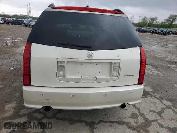 2008 Cadillac SRX RWD z VIN 1GYEE637680190217, wystawiony jako Copart lot #55169515 z przebiegiem 106 101 mil mil oraz Szkoda całkowita • Salvage title. Historia ofert i sprzedaży dostępna na DreamBid. Obrazek 6.