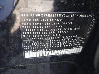 2024 Volkswagen Tiguan SE with VIN 3VVNB7AXXRM199400, listed as a IAAI auction lot 42216941 with 11,581 mi miles and . Bid and sale history available at DreamBid. Image 9.