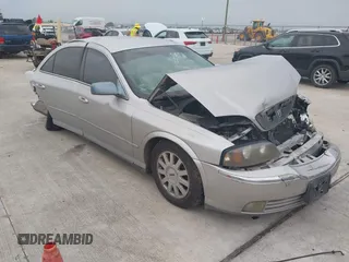 2005 Lincoln LS Luxury z VIN 1LNHM86S35Y647947, wystawiony jako IAAI lot #42104516 z przebiegiem Nie podano mil oraz . Historia ofert i sprzedaży dostępna na DreamBid. Obrazek 1.
