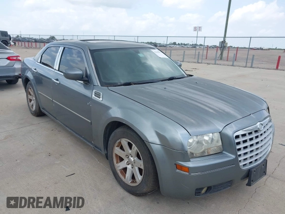 2006 Chrysler 300 Touring z VIN 2C3KA53G26H258427, wystawiony jako IAAI lot #42449071 z przebiegiem 152 223 mil mil oraz . Historia ofert i sprzedaży dostępna na DreamBid. Obrazek 1.