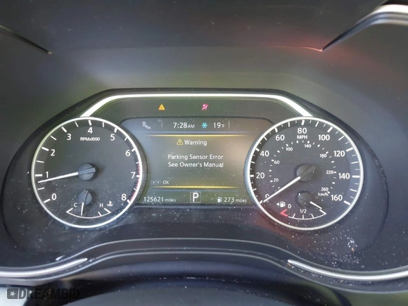 2018 Nissan Maxima SL with VIN 1N4AA6AP2JC387155, listed as a IAAI auction lot 41642025 with 125,621 mi miles. Bid and sale history available at carsss.com. Image 7.