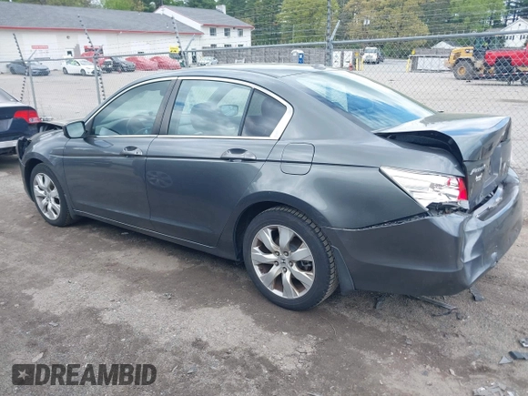 2010 Honda Accord EX-L z VIN 1HGCP2F83AA183585, wystawiony jako IAAI lot #42188640 z przebiegiem 184 637 mil mil oraz . Historia ofert i sprzedaży dostępna na DreamBid. Obrazek 3.