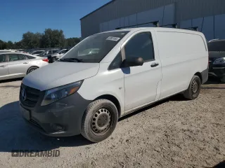 2017 Mercedes-Benz Metris Cargo with VIN WD3PG2EA2H3205704, listed as a Copart auction lot 82807464 with 56,585 mi miles and Salvage Title. Bid and sale history available at carsss.com. Image 1.