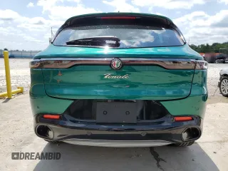 2024 Alfa Romeo Tonale Ti z VIN ZASPATCW0R3055934, wystawiony jako Copart lot #67899114 z przebiegiem 4211 mil mil oraz Szkody całkowita. Historia ofert i sprzedaży dostępna na DreamBid. Obrazek 6.