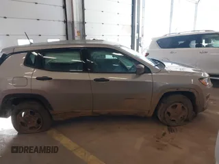 2018 Jeep Compass Sport z VIN 3C4NJDAB6JT179613, wystawiony jako IAAI lot #41893360 z przebiegiem 72 846 mil mil oraz . Historia ofert i sprzedaży dostępna na DreamBid. Obrazek 13.