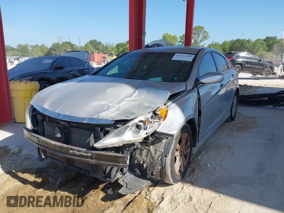 2014 Hyundai Sonata GLS with VIN 5NPEB4AC4EH850109, listed as a IAAI auction lot 42112449 with 167,088 mi miles and . Bid and sale history available at carsss.com. Image 2.