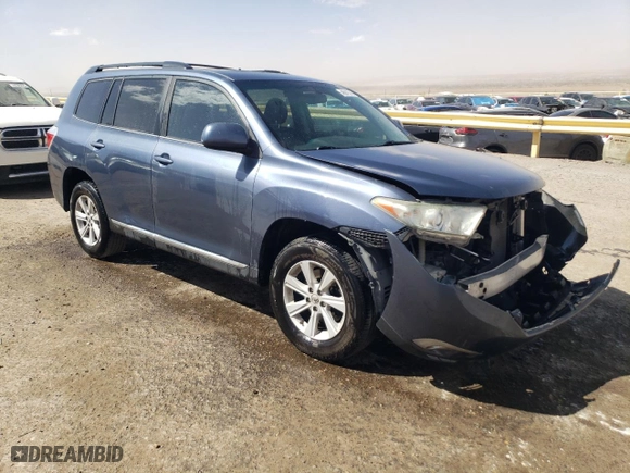 2013 Toyota Highlander with VIN 5TDBK3EH8DS208567, listed as a Copart auction lot 48916245 with 123,604 mi miles and Salvage Title. Bid and sale history available at carsss.com. Image 4.