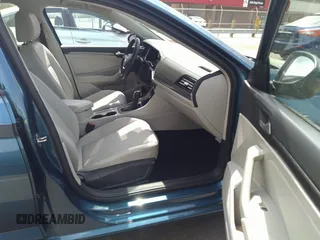 2020 Volkswagen Jetta SEL с VIN 3VWEB7BU3LM060359, выставлен на аукционе IAAI как лот 41922557 с пробегом 63 686 миль миль и . История ставок и продаж доступна на DreamBid. Изображение 5.