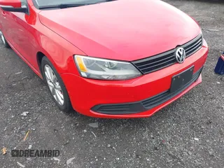 2011 Volkswagen Jetta Sedan SE w/Convenience & Sunroof PZEV with VIN 3VWDZ7AJ0BM061238, listed as a IAAI auction lot 42046655 with 174,131 mi miles. Bid and sale history available at carsss.com. Image 6.