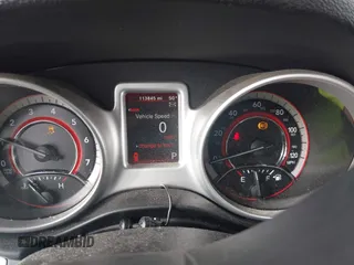 2017 Dodge Journey SE z VIN 3C4PDCAB6HT557157, wystawiony jako IAAI lot #41089128 z przebiegiem 113 845 mil mil oraz . Historia ofert i sprzedaży dostępna na DreamBid. Obrazek 7.