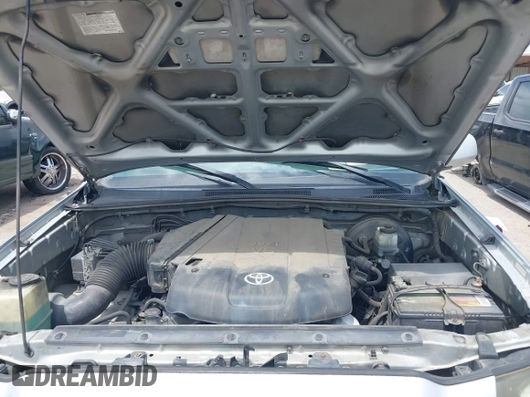 2009 Toyota Tacoma with VIN 3TMLU42N69M032320, listed as a IAAI auction lot 42280196 with 214,720 mi miles and . Bid and sale history available at DreamBid. Image 10.