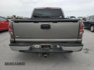 2006 Chevrolet Silverado 1500 LT2 with VIN 1GCEK19B76Z191527, listed as a Copart auction lot 53541645 with 293,312 mi miles and Salvage Title. Bid and sale history available at DreamBid. Image 6.