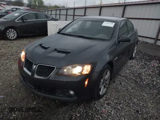 2009 Pontiac G8 with VIN 6G2ER577X9L185706, listed as a IAAI auction lot 41938748 with 150,648 mi miles. Bid and sale history available at carsss.com. Image 6.