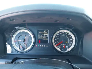 2018 Ram 1500 Express with VIN 1C6RR7FG4JS260831, listed as a IAAI auction lot 41294871 with 71,097 mi miles. Bid and sale history available at carsss.com. Image 7.