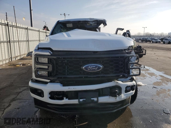 2024 Ford F-250 с VIN 1FT8X2BN6REC41371, выставлен на аукционе Copart как лот 54431135 с пробегом Не указан миль и На запчасти • Non repairable. История ставок и продаж доступна на DreamBid. Изображение 5.