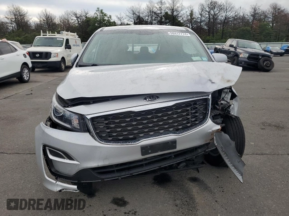 2020 Kia Sedona LX with VIN KNDMB5C18L6596327, listed as a Copart auction lot 59417774 with 39,078 mi miles and Salvage Title. Bid and sale history available at carsss.com. Image 5.