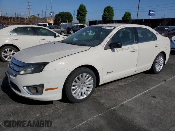 2012 Ford Fusion Hybrid z VIN 3FADP0L38CR171141, wystawiony jako Copart lot #61492425 z przebiegiem 275 312 mil mil oraz Czysty tytuł • Clean title. Historia ofert i sprzedaży dostępna na DreamBid. Obrazek 1.