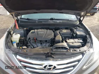 2014 Hyundai Sonata SE with VIN 5NPEC4AC6EH823796, listed as a IAAI auction lot 41783754 with 165,841 mi miles and . Bid and sale history available at DreamBid. Image 10.