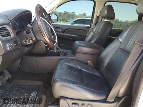 2008 Chevrolet Tahoe 3LT with VIN 1GNFC13J48R185969, listed as a Copart auction lot 49135785 with 154,211 mi miles and Salvage title. Bid and sale history available at DreamBid. Image 7.