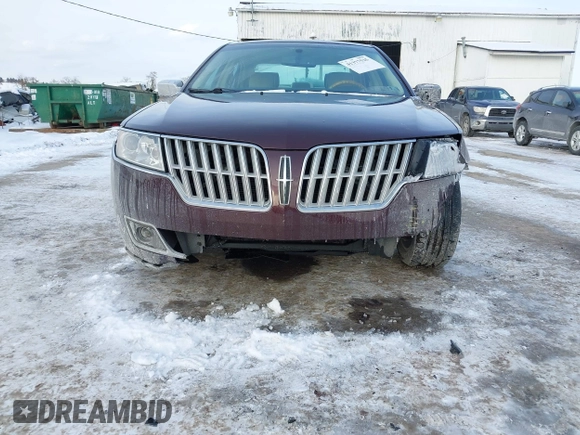 2012 Lincoln MKZ with VIN 3LNHL2GC8CR819568, listed as a IAAI auction lot 41377525 with 116,225 mi miles. Bid and sale history available at carsss.com. Image 6.